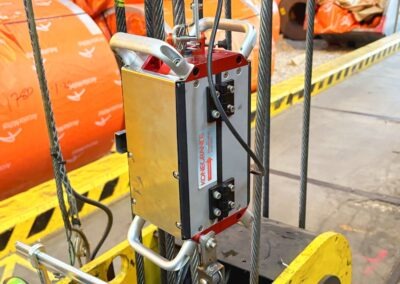 ROPESYS Seilprüfgerät R28 an Kranseil.