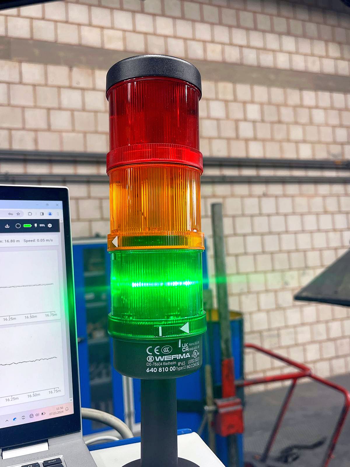 Test indicator light from the ROPESYS rope testing device