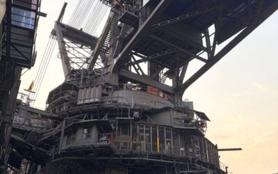 Rope testing device for open-pit mining